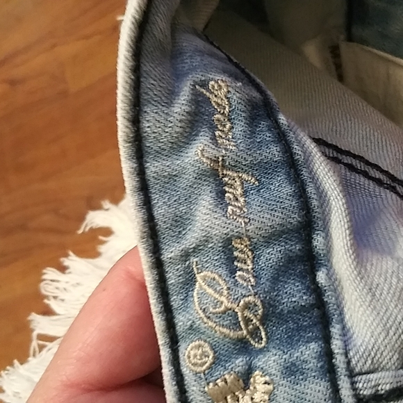 Machine Pour Neuf Mode shorts. - Picture 10 of 12